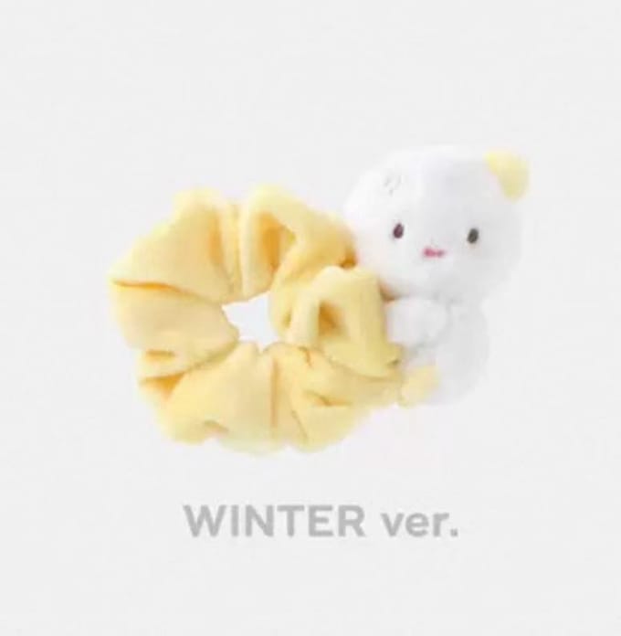 (VOORAFGAANDE BESTELLING) aespa - [SYNK] : PARALLEL LINE] 2025 LIVE TOUR ENCORE OFFICIËLE MD SCRUNCHIE WINTER beige