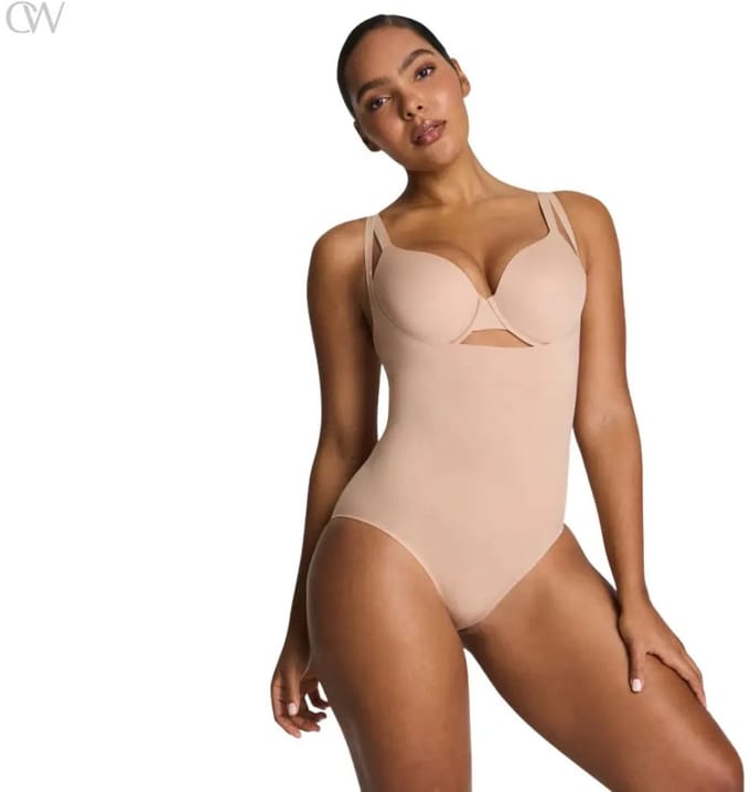 SPANXsculpt GoFigure Open Bust Bodysuit - Maat S - Kleur Chai