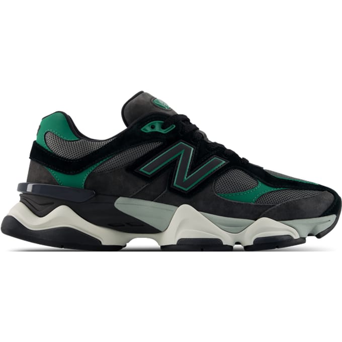 New Balance 9060 Sneakers Heren - Zwart - Maat 42 - Leer