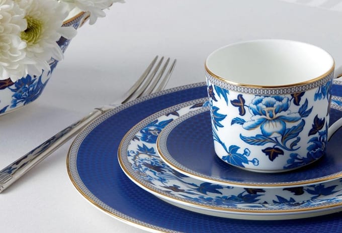 Wedgwood Melkkannetje Hibiscus