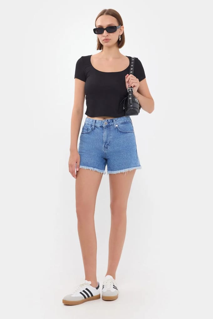 Scoop Nek Crop Top
