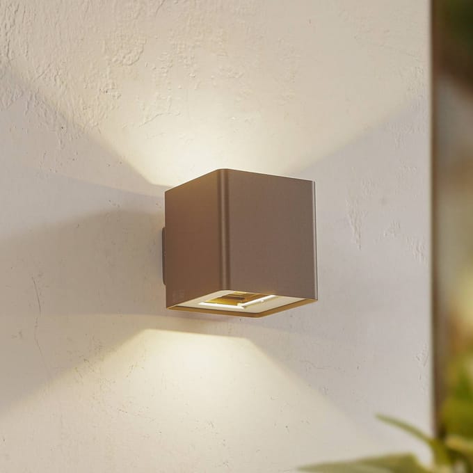 Lucande LED buiten wandlamp Aaron, bruin, IP54, up/down