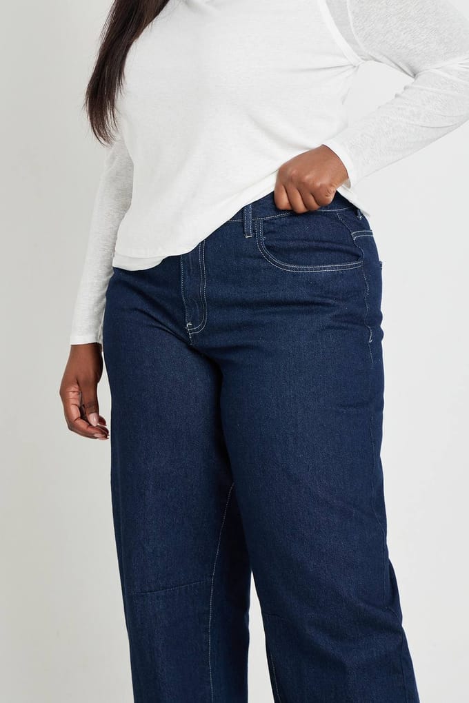 boohoo Dames Plus Barrel Fit Jeans | Indigo | Maat: 16/30L