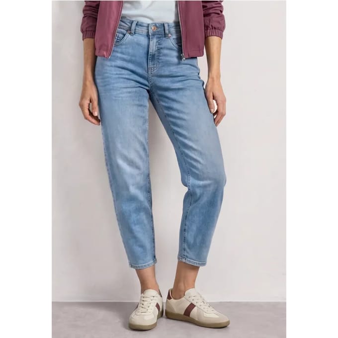 High Waist Barrel Leg jeans in Loose Fit