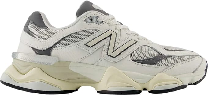 New Balance 9060 - Maat 42 - Sea Salt/Castlerock / Wit Grijs - 9060 - Lifestyle - Unisex Sneakers