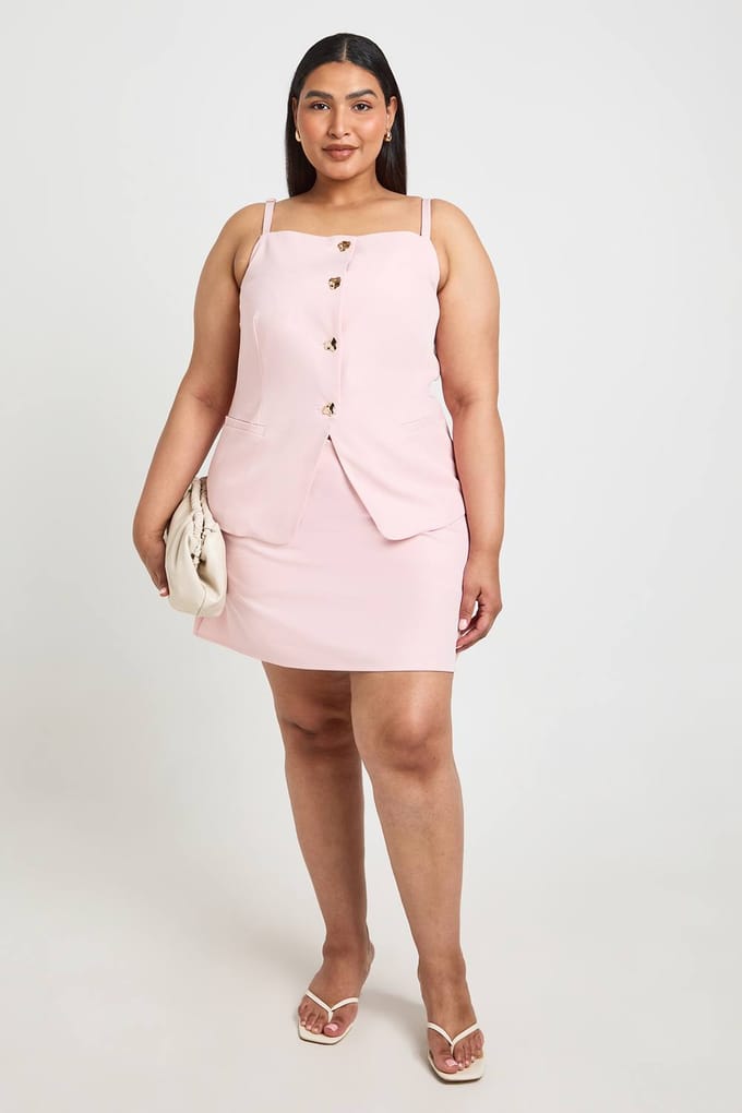 boohoo Dames Plus Getailleerde Skort | Baby Pink | Maat: 24