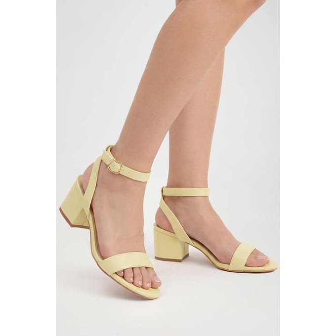 boohoo Dames Tweedelige Blokhakken | Boter | Maat: 37