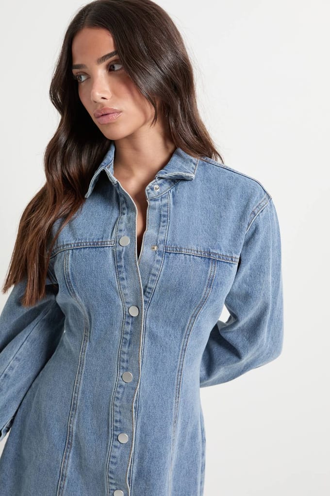 boohoo Dames Petite lange mouwen denimjurk met getailleerde taille | Mid Blue | Maat: 10