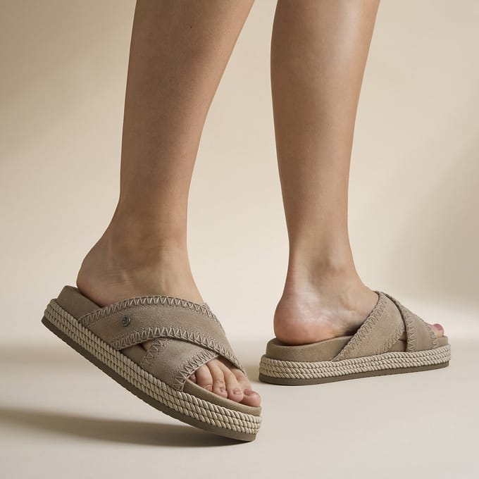 Warmbat Nullagine Slippers beige Suede - Maat 42