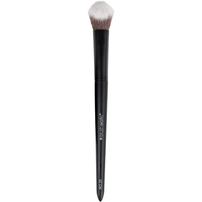 brushworks No. 25 Brightening Concealer Brush 1 st