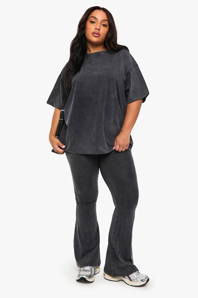 boohoo Dames PLUS ACIDWASH WijDE LEGGING | Houtskool | Maat: 44