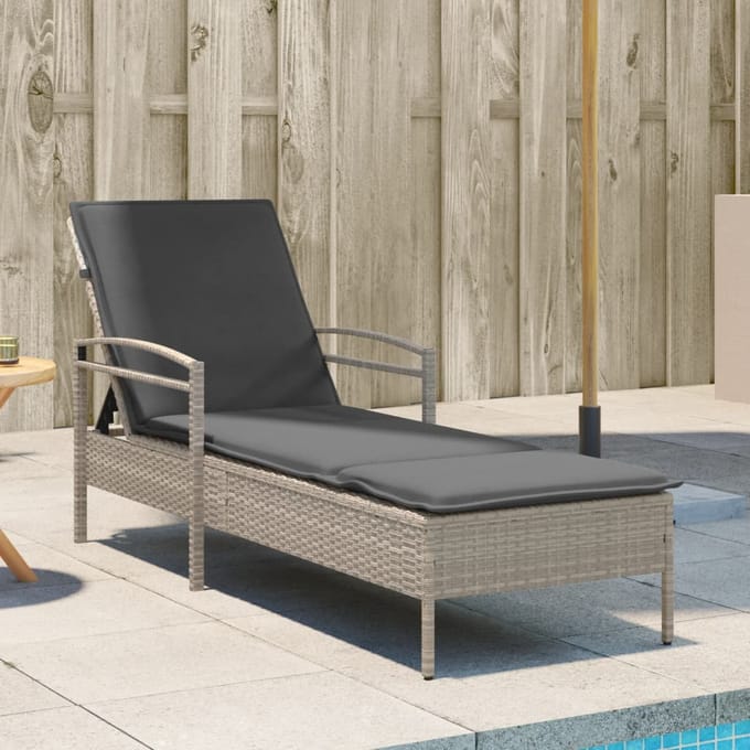 vidaXL - Ligbed - met - kussen - 63x200x81 - cm - poly - rattan - lichtgrijs