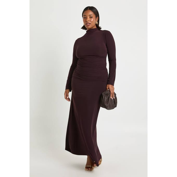 boohoo Dames Plus Gerimpeld Top met Lange Mouwen en Gerimpelde Columnrok | Chocolate | Maat: 22