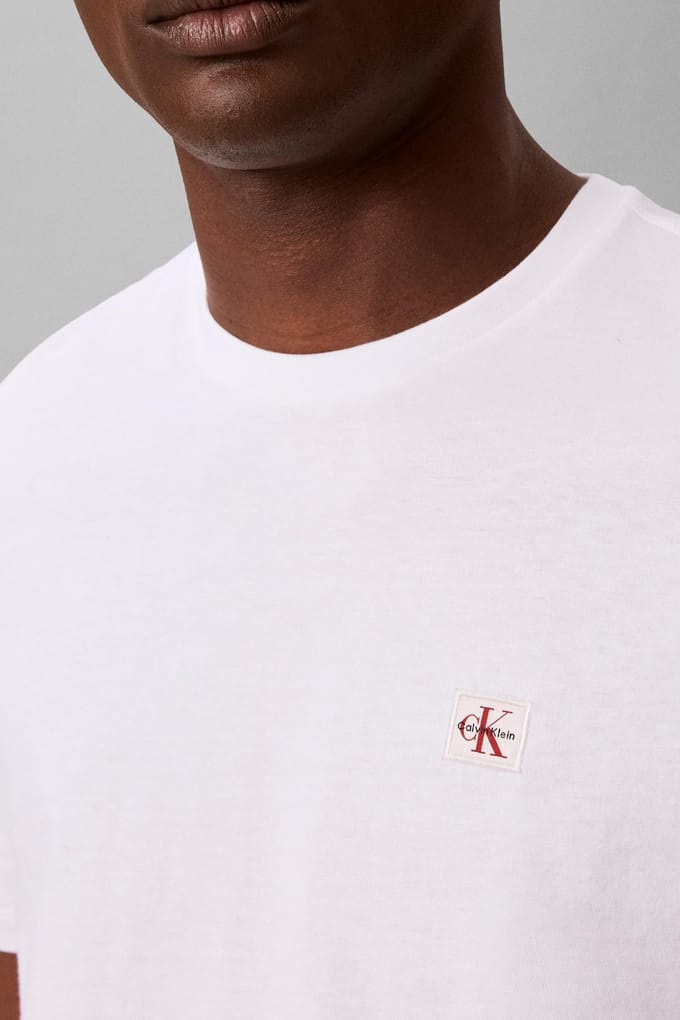 Calvin Klein Ss Badge Tee 2-pack Maritime Navy/bright White Taglia: M | Magliette basic Outlet | Uomo | Bianco