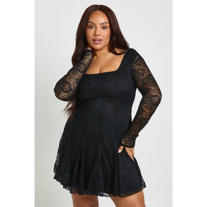 boohoo Dames Plus Kanten Godet Skater Mini Jurk | Black | Maat: 22