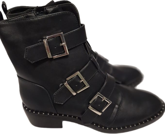 LUCKY SHOES-ENKELBOOTS MET 3 GESPEN-LEDERLOOK-BLACK-39