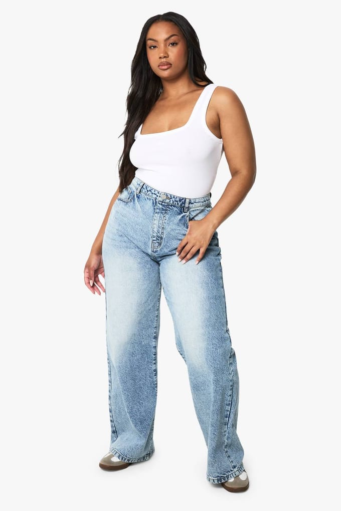 Dames Boohoo Basics Plus Basics Met hoge taille brede pijp jeans | Licht Gebleekt | Maat: 48