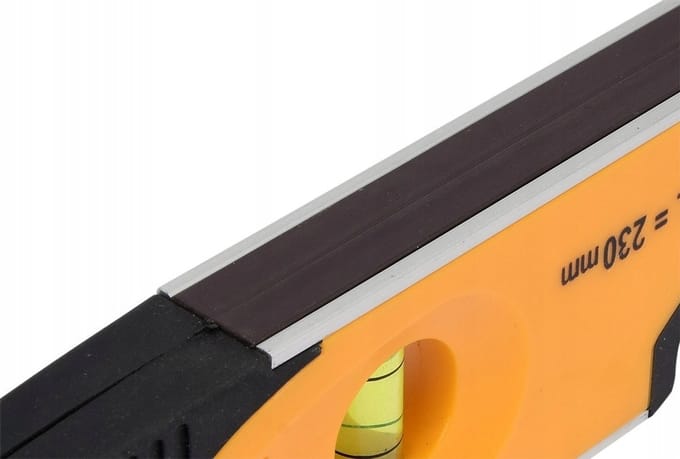Torpedo Waterpas 230mm met 3 Libellen en Magnetische Basis