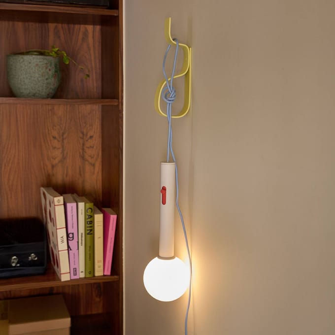 Hübsch LED wandlamp Talk, lichtgrijs/blauw, lengte 30 cm, ijzer/glas