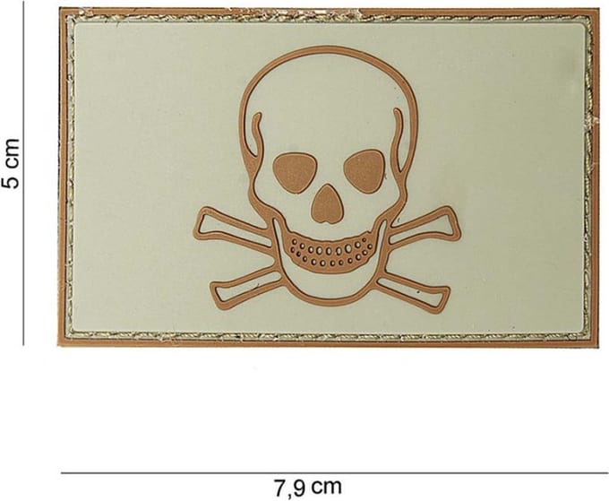 101 Inc Embleem 3D Pvc Skull And Bones  10071