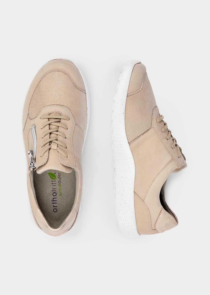 Sneakers met schokabsorberende luchtkussenzool - beige - Gr. 39 van Goldner Fashion