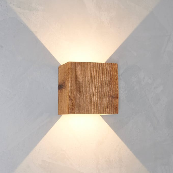 LeuchtNatur Cubus LED buiten wandlamp, oud hout