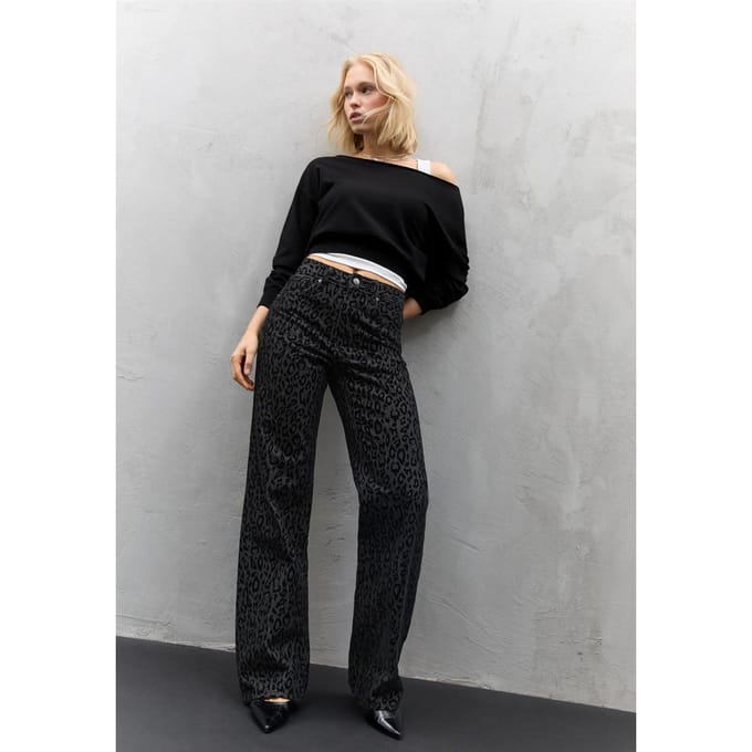 Stradivarius Jeans met flockstof en luipaardprint  ZWART EFFECT DENIM WASSING 42