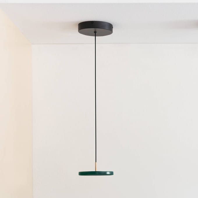 UMAGE Hanglamp Asteria Micro V2 - forest - Brass Top