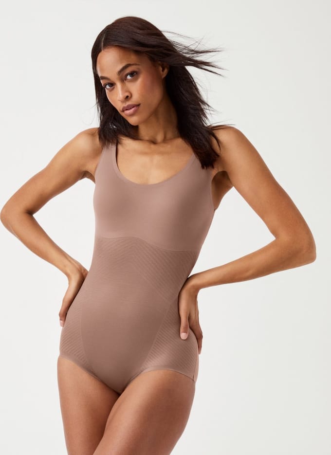 SPANXshape™ Invisible Tank Brief Bodysuit - Maat L - Kleur Cafe au Lait