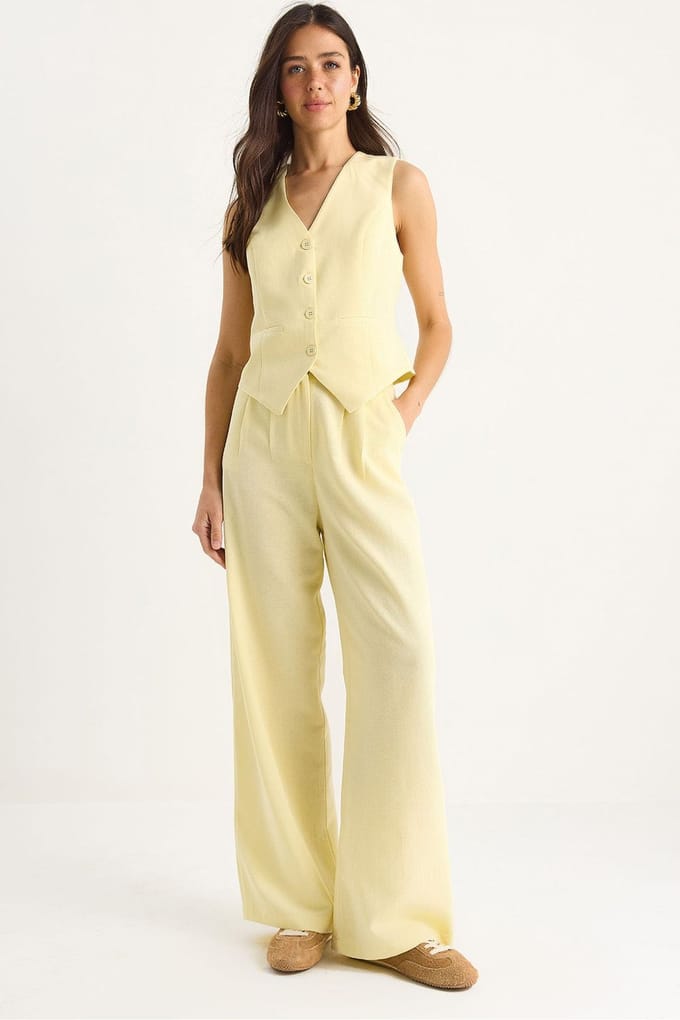 V-hals Vest en Wijde Pantalon Twee-delige Coord Set