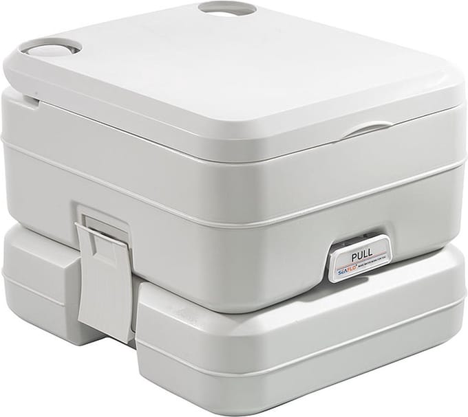 Compass portable toilette