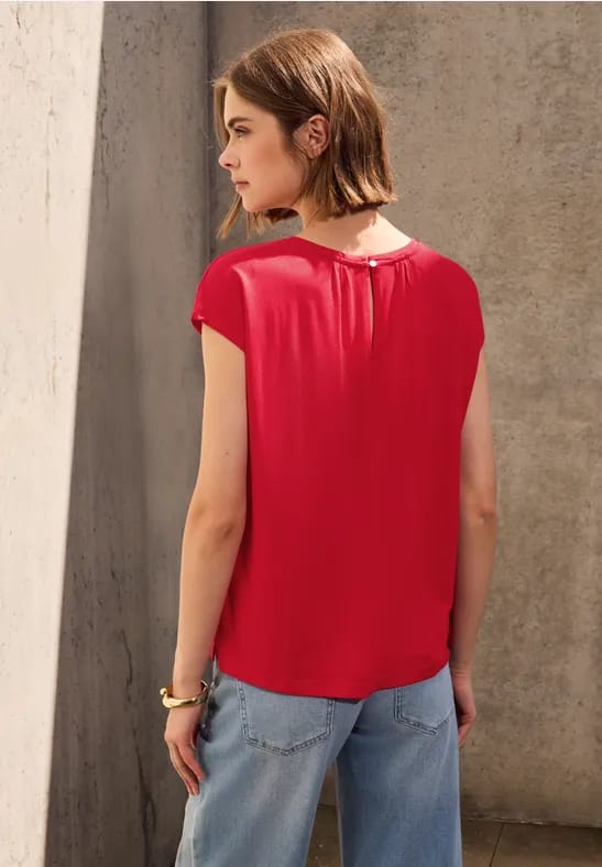 Basic shirt met rimpels
