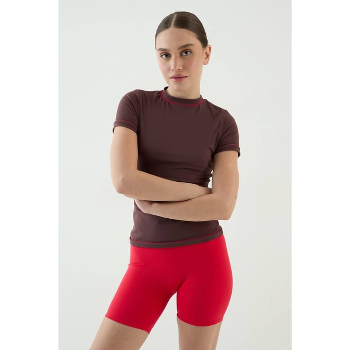 Dames Dsgn Studio Getailleerde Top Met Biesdetail | Chocolate | Maat: Medium