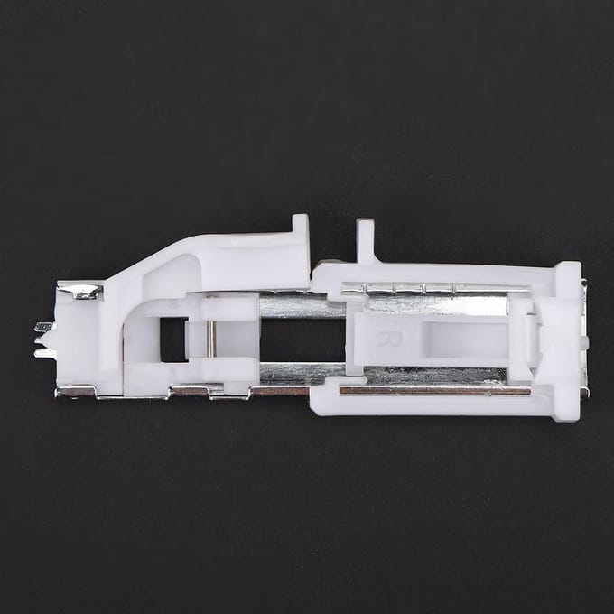 Pied-de-biche pour boutonnière de machine à coudre, pièces ménagères en acier inoxydable gray