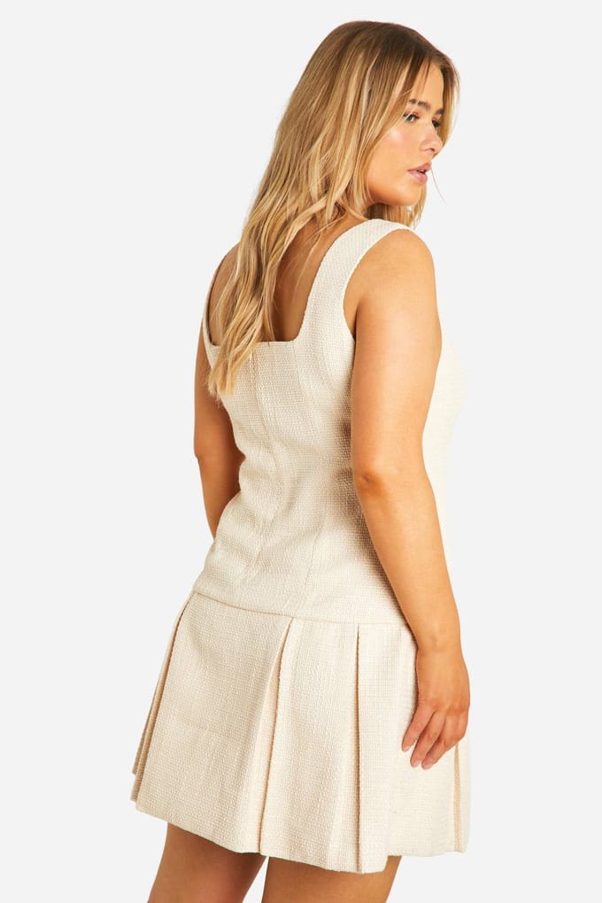 boohoo Dames Plus Boucle Mini Shiftjurk met Geplooide Zoom | Steen | Maat: 56