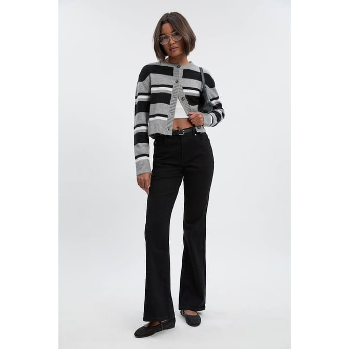 boohoo Dames De Lange Lage Taille Bootcut Jeans | Black | Maat: 16/34L