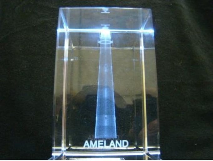 Glasblok vuurtoren Ameland - Geharo - 8 cm - glazen decoratie - cadeau