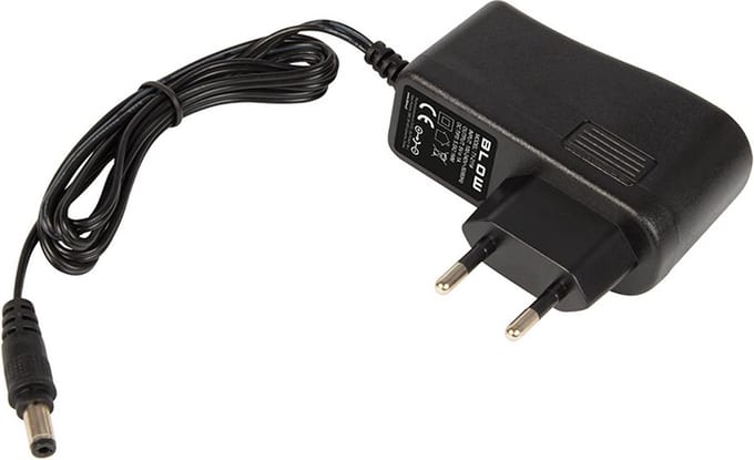 Universele laptop voeding - 12V - 1000mA - Positieve polariteit