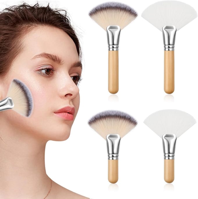 4PCS Gezichtsborstels - Fluffy Fan Brushes voor Facials - Houten Handgreep - Professionele Make-up Tools