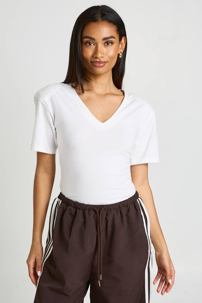 boohoo Dames Body Met Schoudervulling En V-hals | Wit | Maat: 42