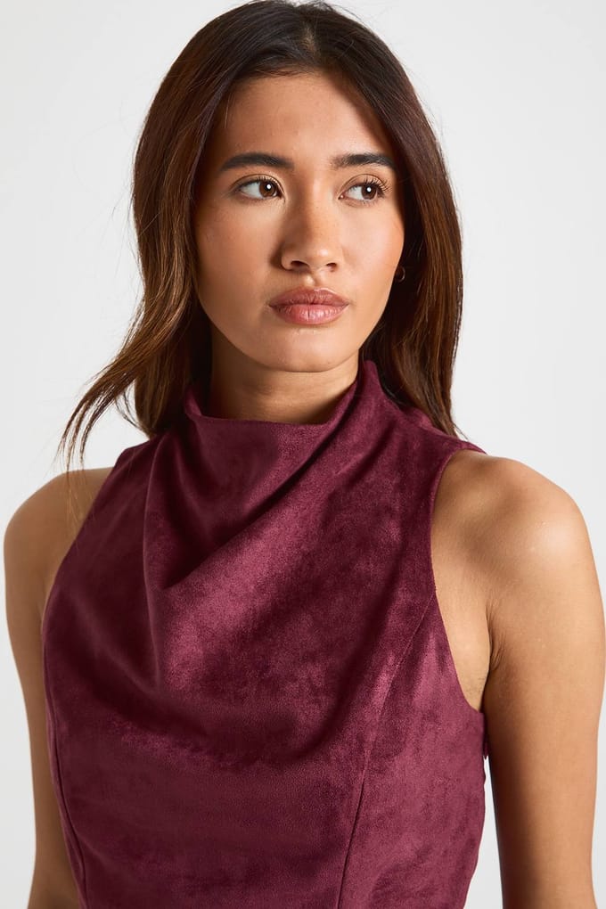boohoo Dames Imitatiesuede Hoge Hals Cowl Top | Wine | Maat: 8