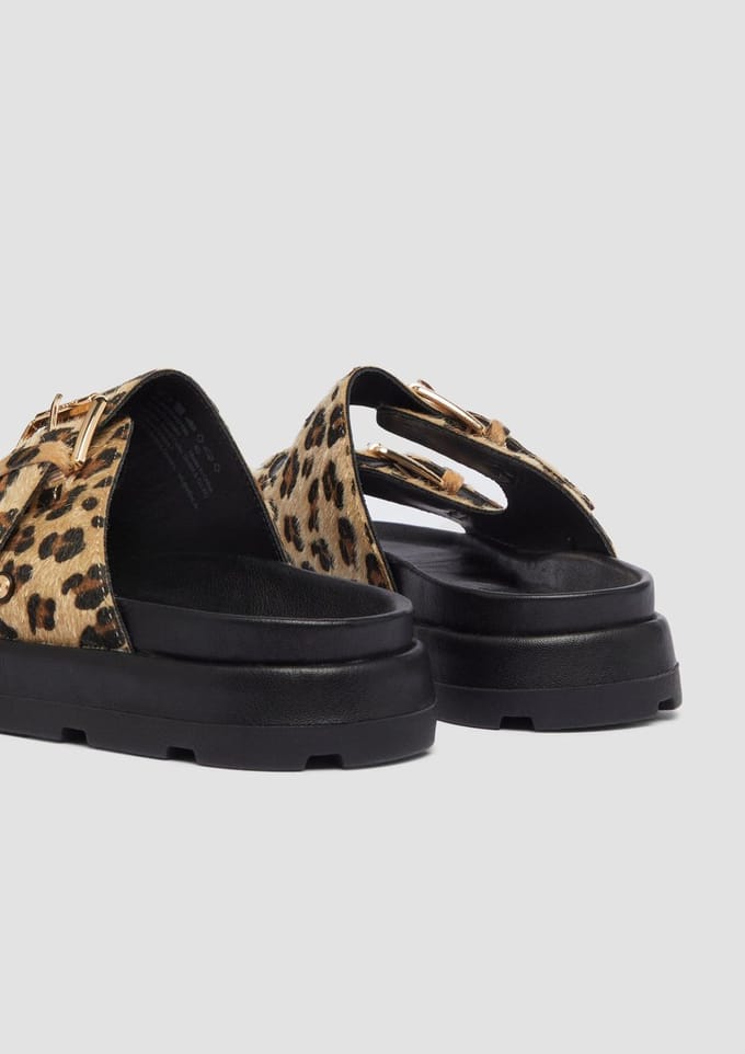 s.Oliver - female - Sandalen met juwelendetail en leoprint