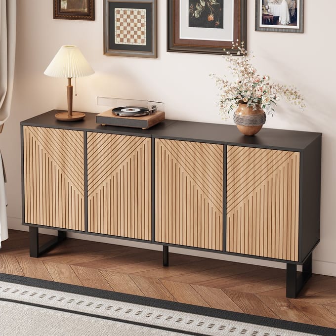 Sweiko Dressoir - Halmeubel - Houtnerfafwerking - Gestreepte kastdeuren - Zwart + Natuurlijke
