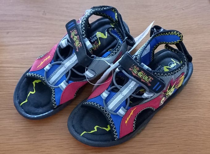 Yu-Gi-Oh! sandalen - maat 30