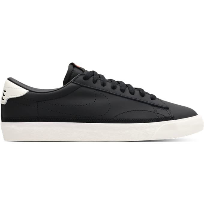 Nike Classic Sneakers Heren - Zwart - Maat 41 - Mesh/Synthetisch
