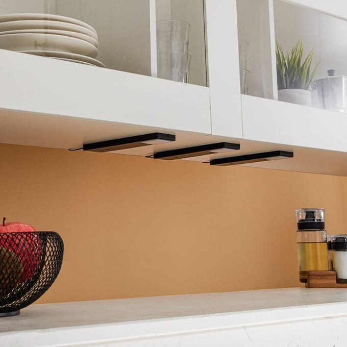 Lindby Amaryll LED meubelverlichting, set van 3, zwart