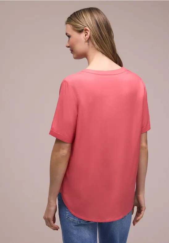 Blouse met gespleten hals en omslag