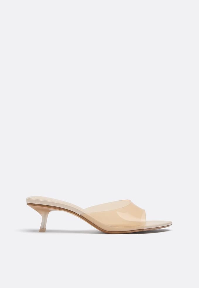Stradivarius Mule sandalen met vinyl hak  BEIGE 35