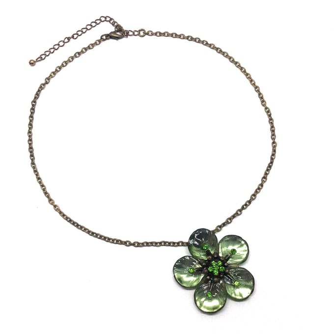 Behave ketting - met hanger - goudkleur groen bloem - steentjes - 40 cm