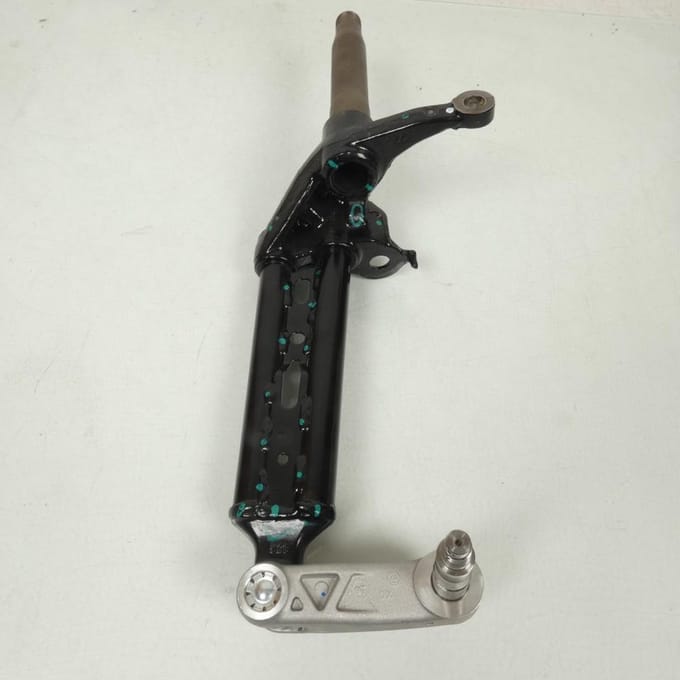 Fourche bras de direction droit pour scooter Piaggio 300 MP3 6504255 Neuf